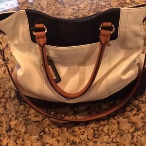 Cream and Navy Tignanello